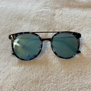 Quay sunglasses